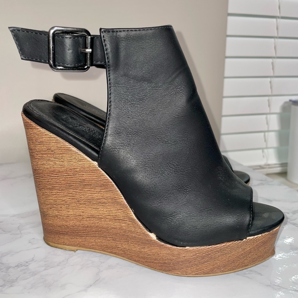 Black wedge sandals